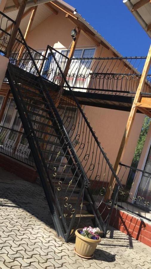 Отель Гостевой дом Байтик Бостери Экстерьер фото
